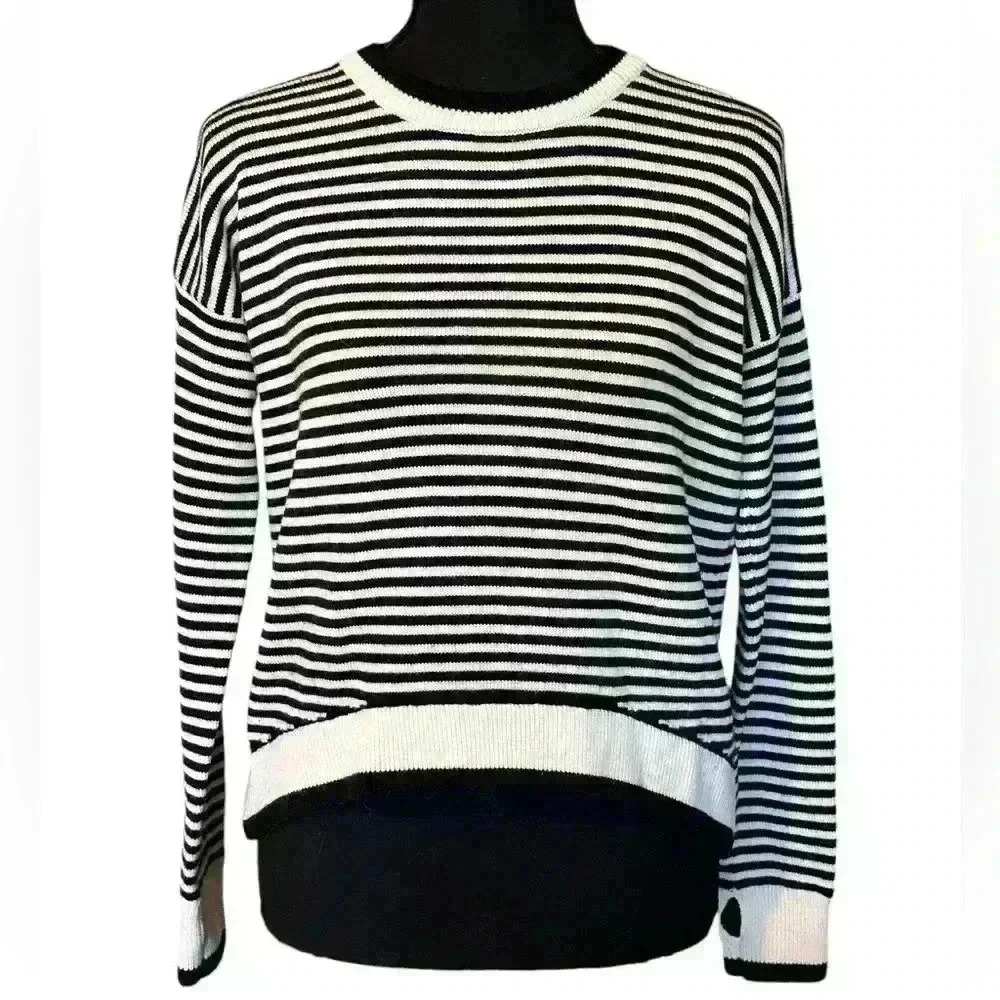 Lululemon Women’s Yogi Crew Sweater, Black/White Stripes - Picture 2 of 8